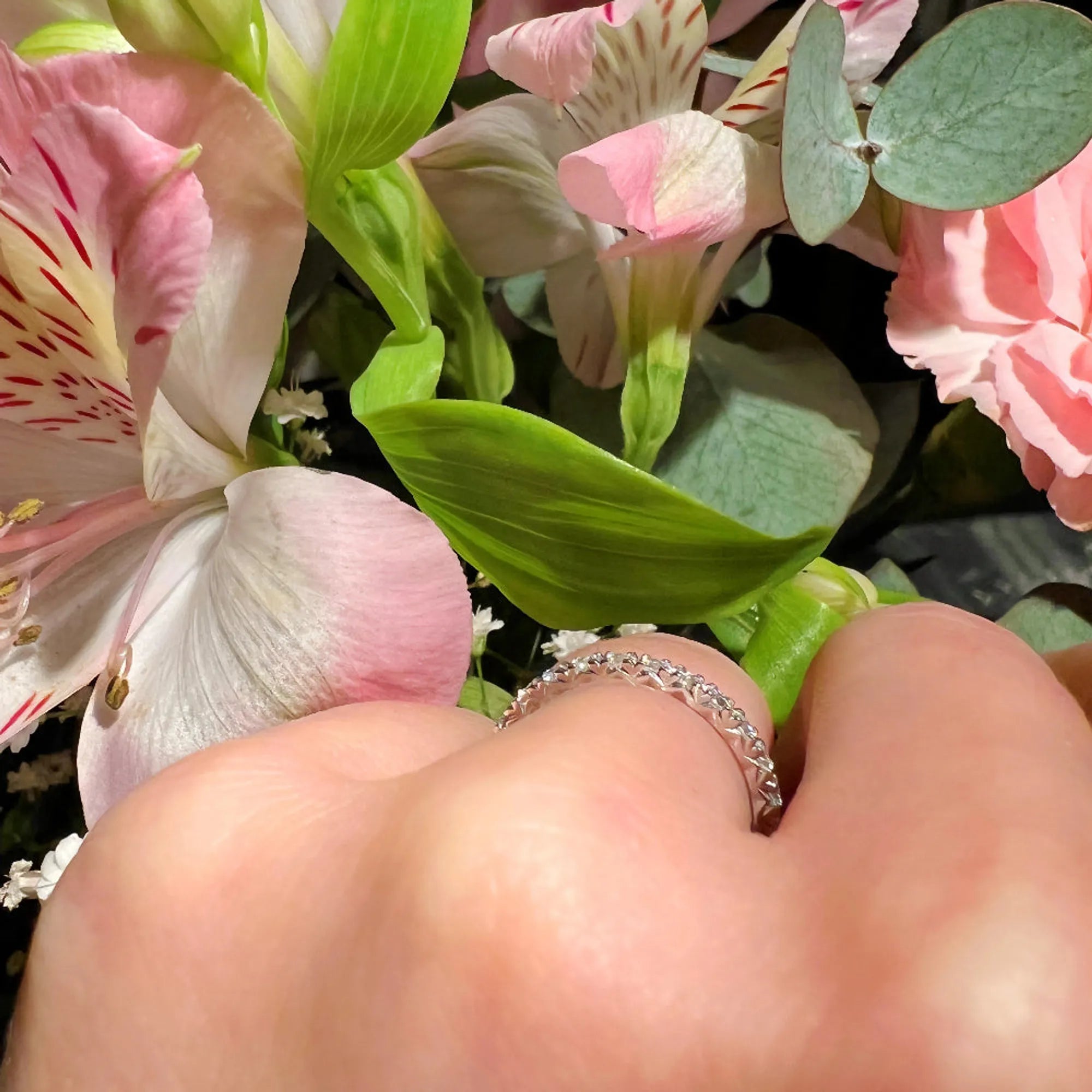 Eterna 10-Pt950__contextual_5