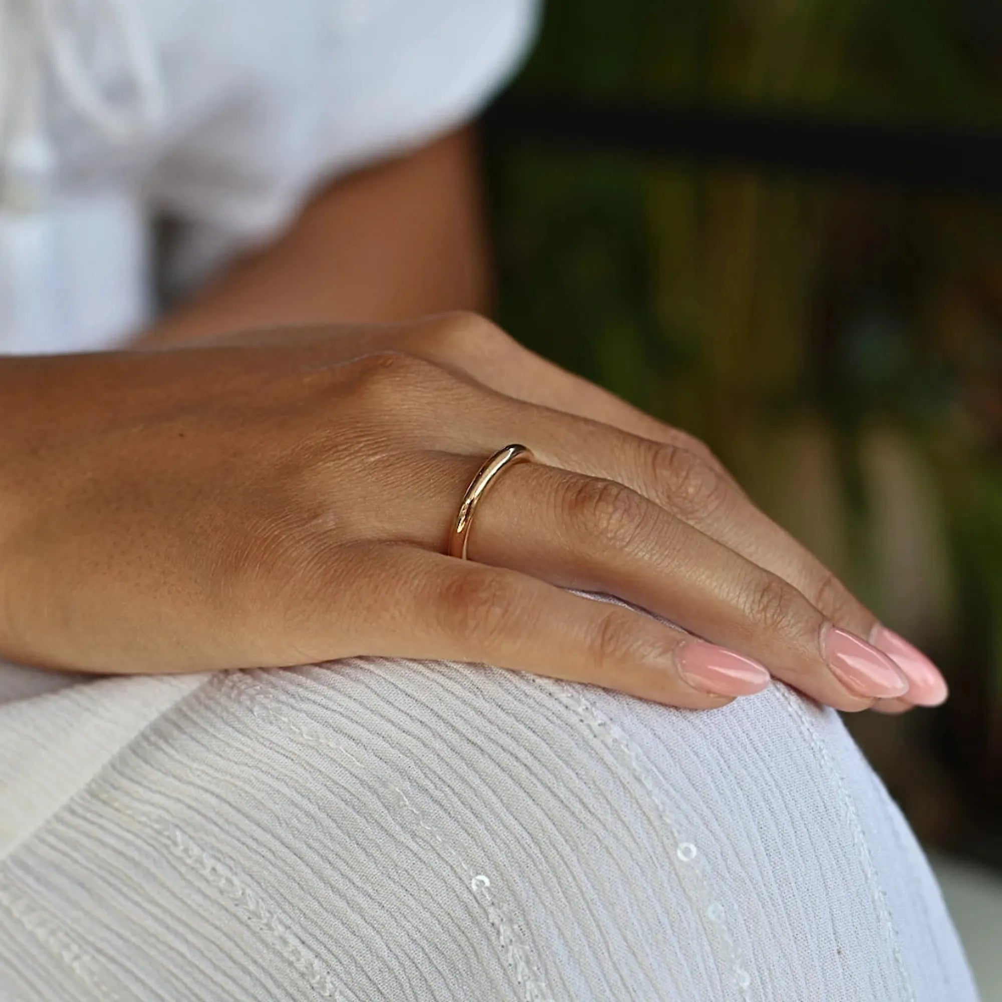 S_AURE_PLAIN_RG18K__hand_4