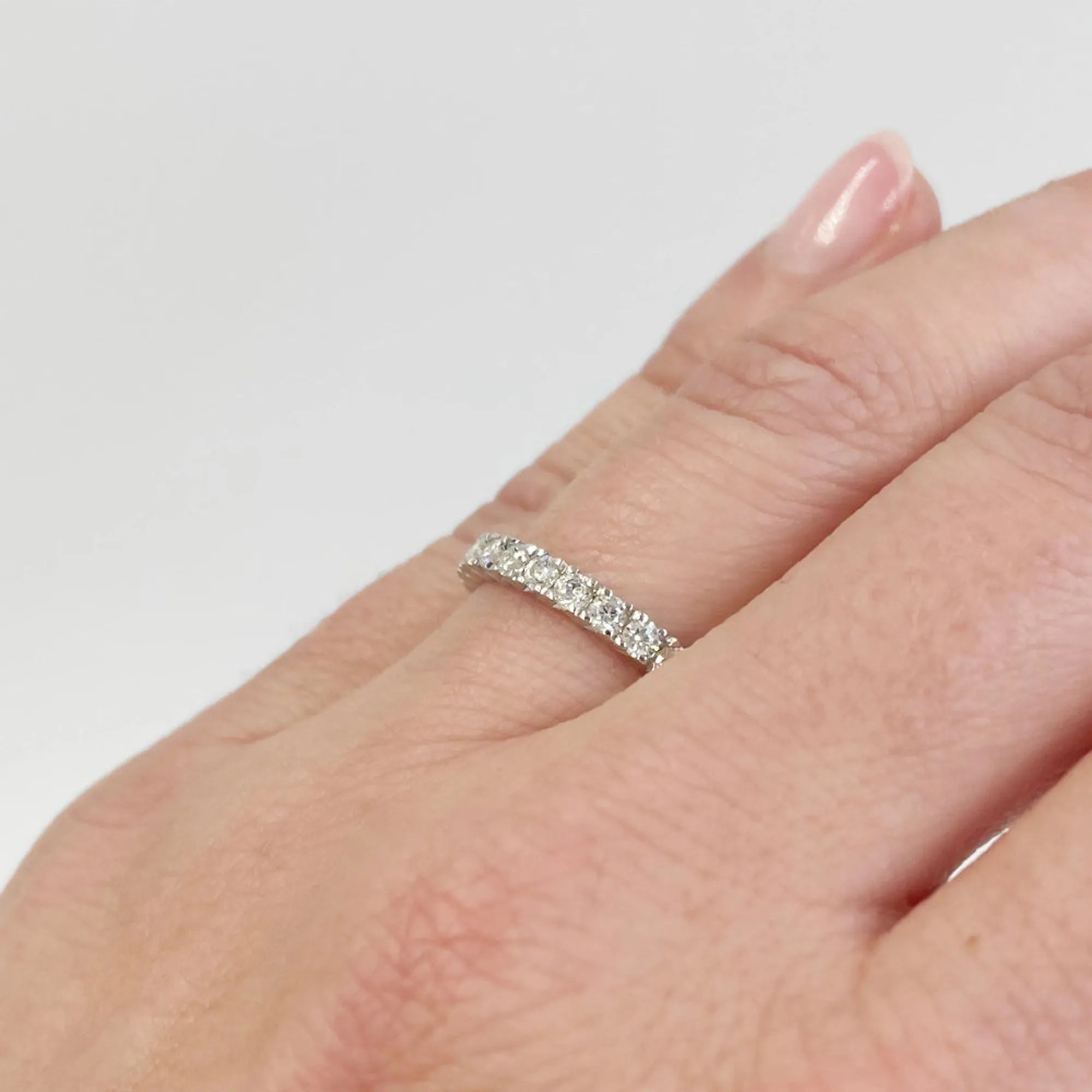 S_ETERNA_ALL_FTF_VG18K__hand_4