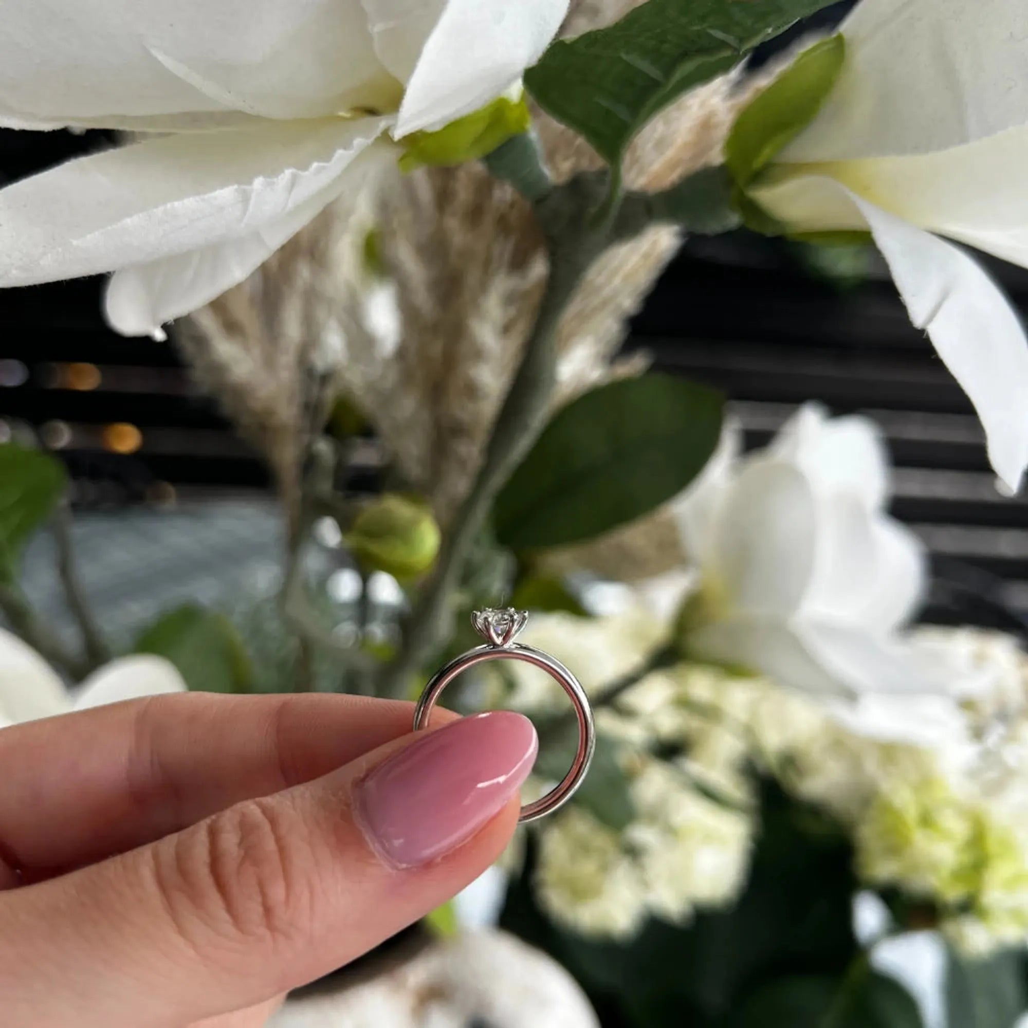 S_Glow_Pt950__hand_5