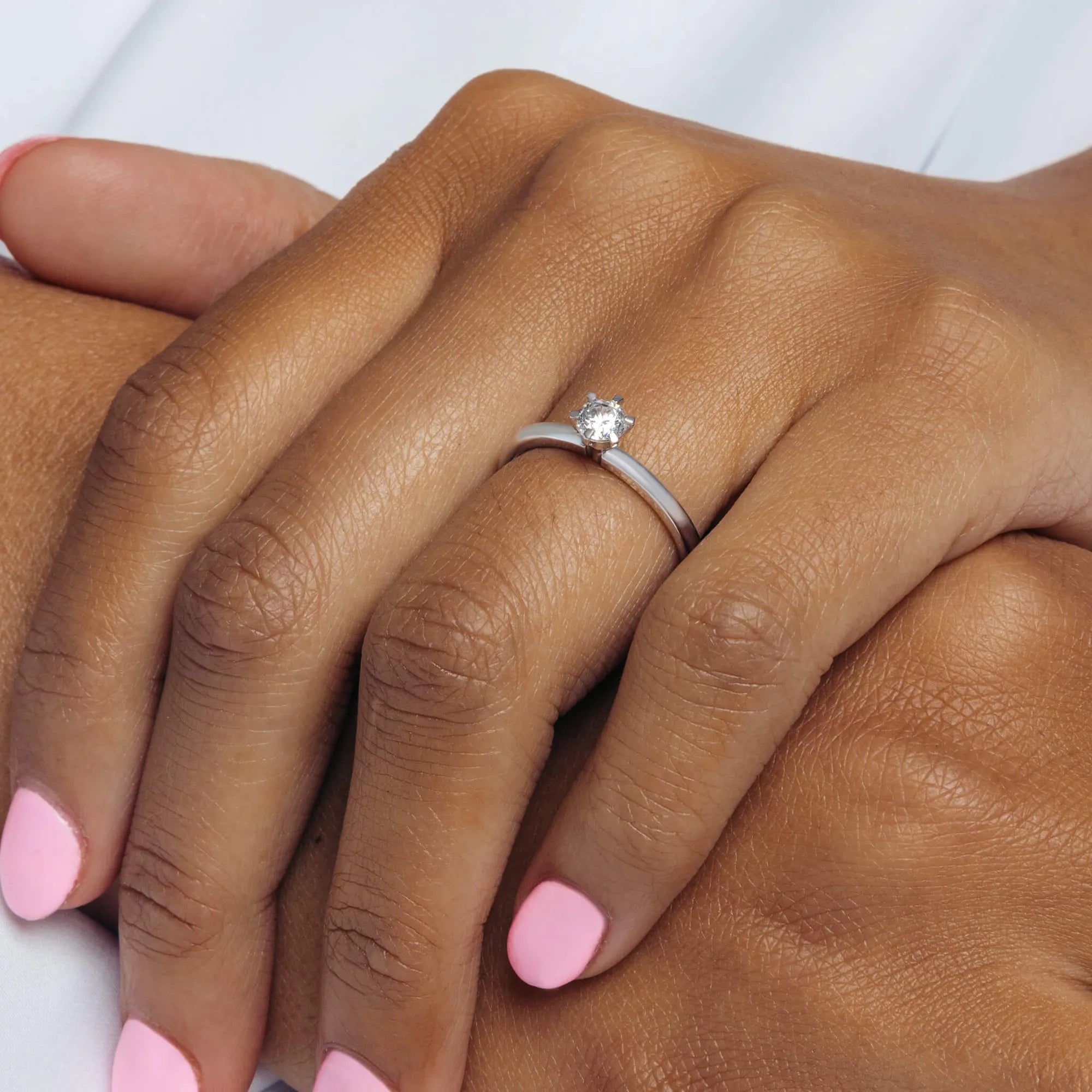 S_Love01_VG14K__hand_3