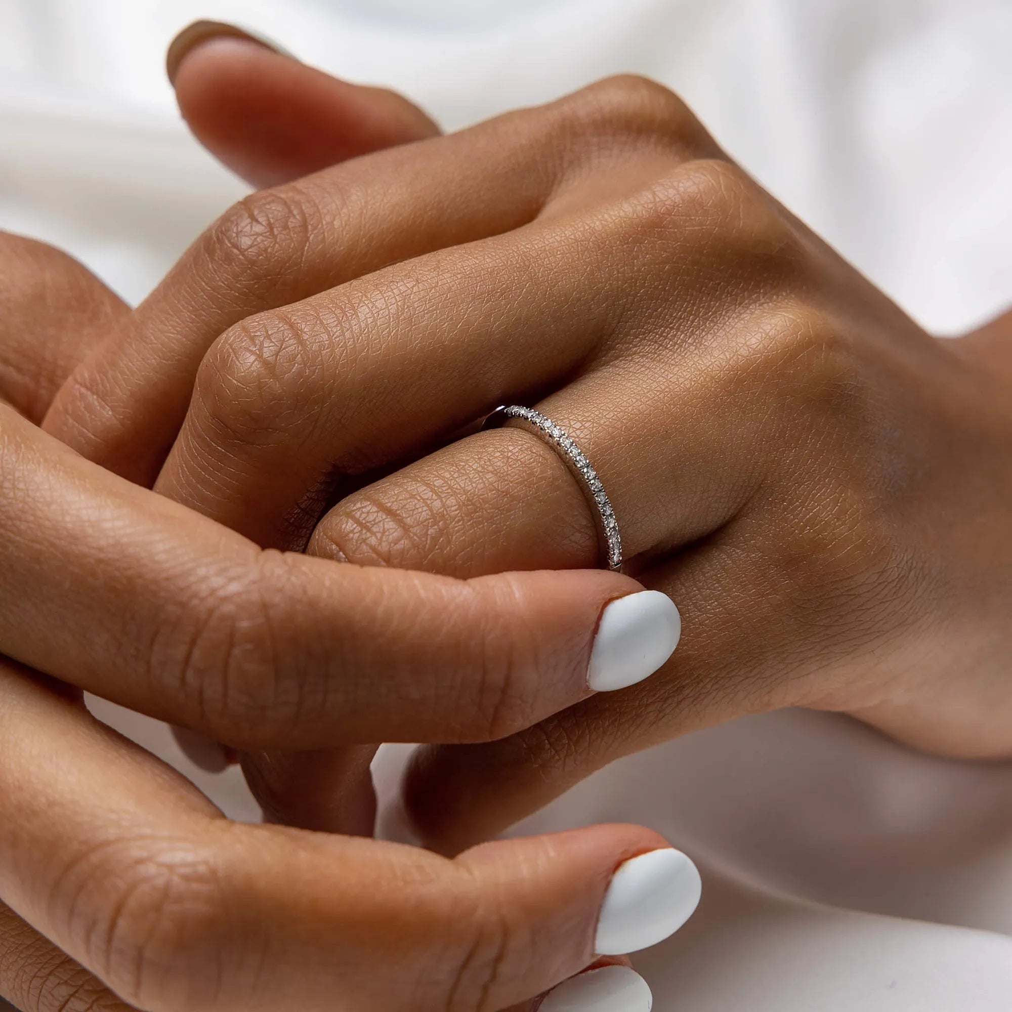 S_Love07_VG14K__hand_3