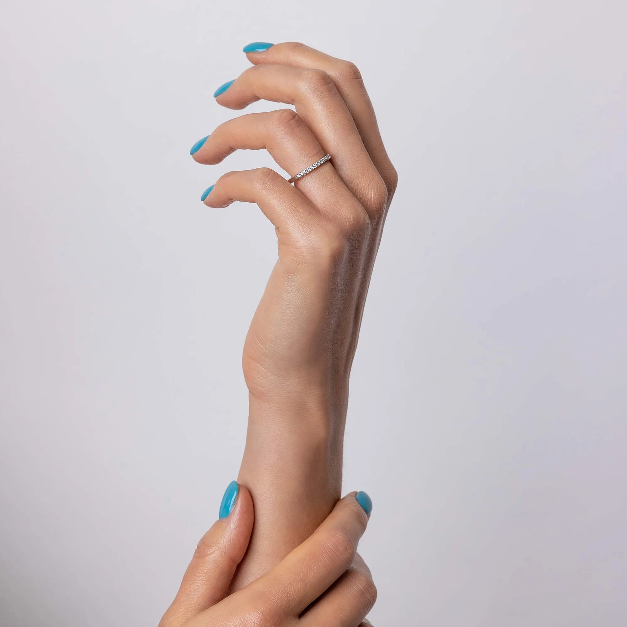 S_Love09_VG14K__hand_3