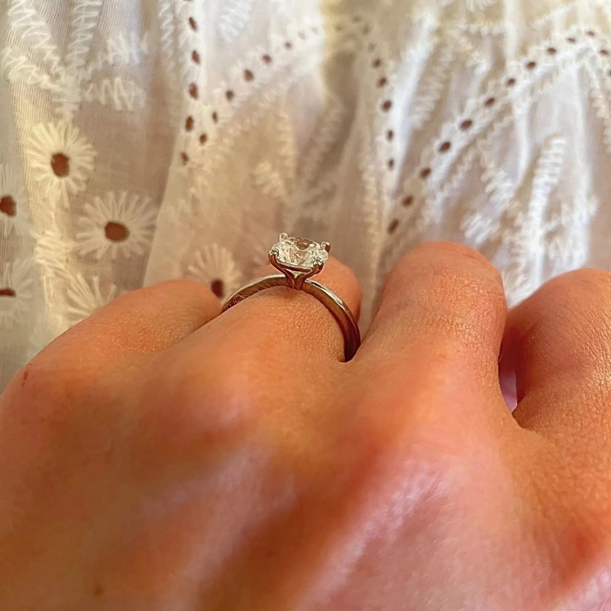 S_NORTH_S4CLBR_VG18k__hand_5