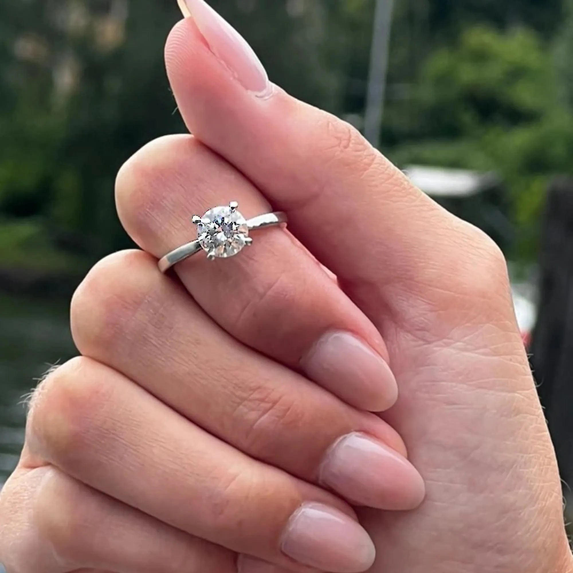 S_NORTH_S4CLBR_VG18k__hand_6