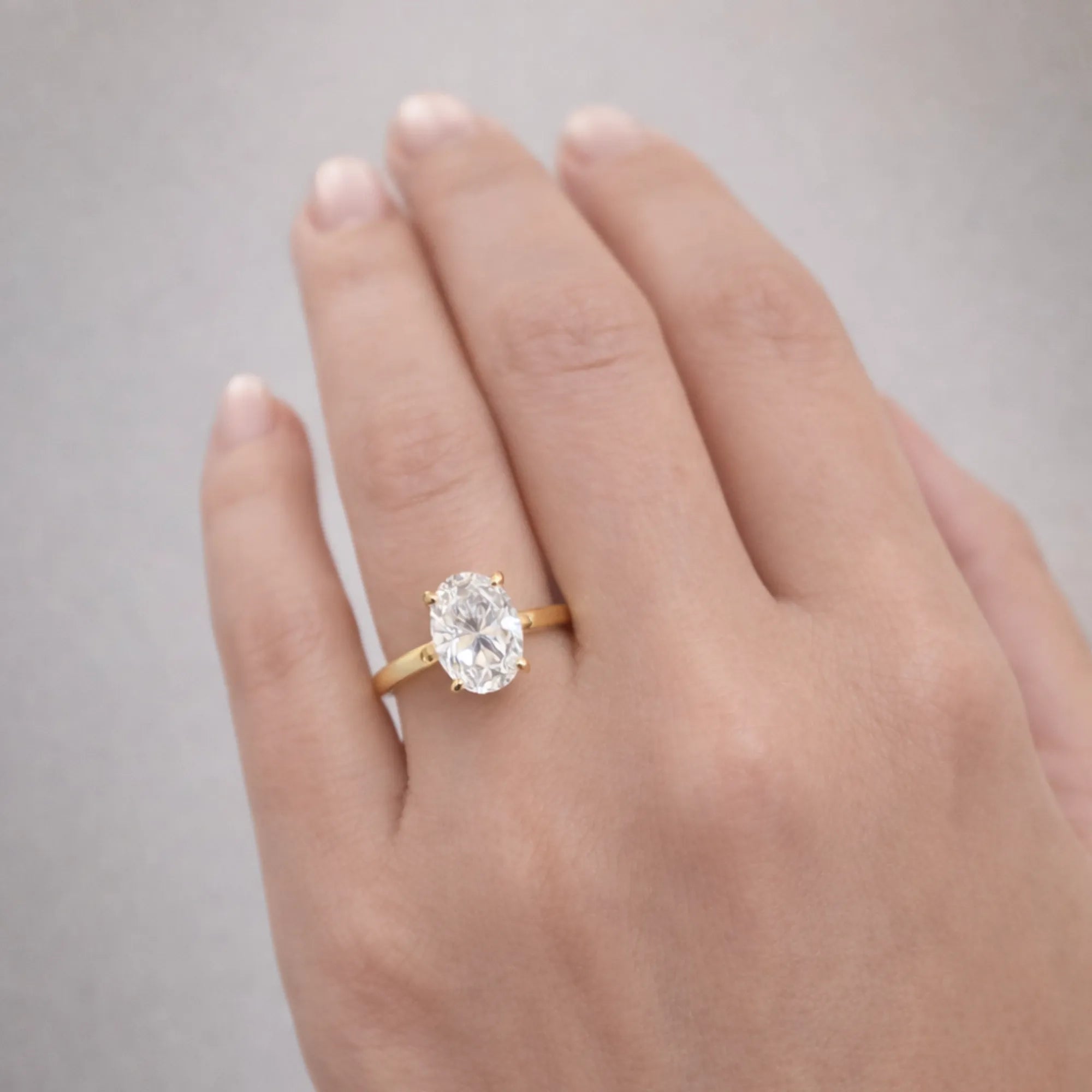 S_NORTH_S4CLOV_RG18k__hand_2