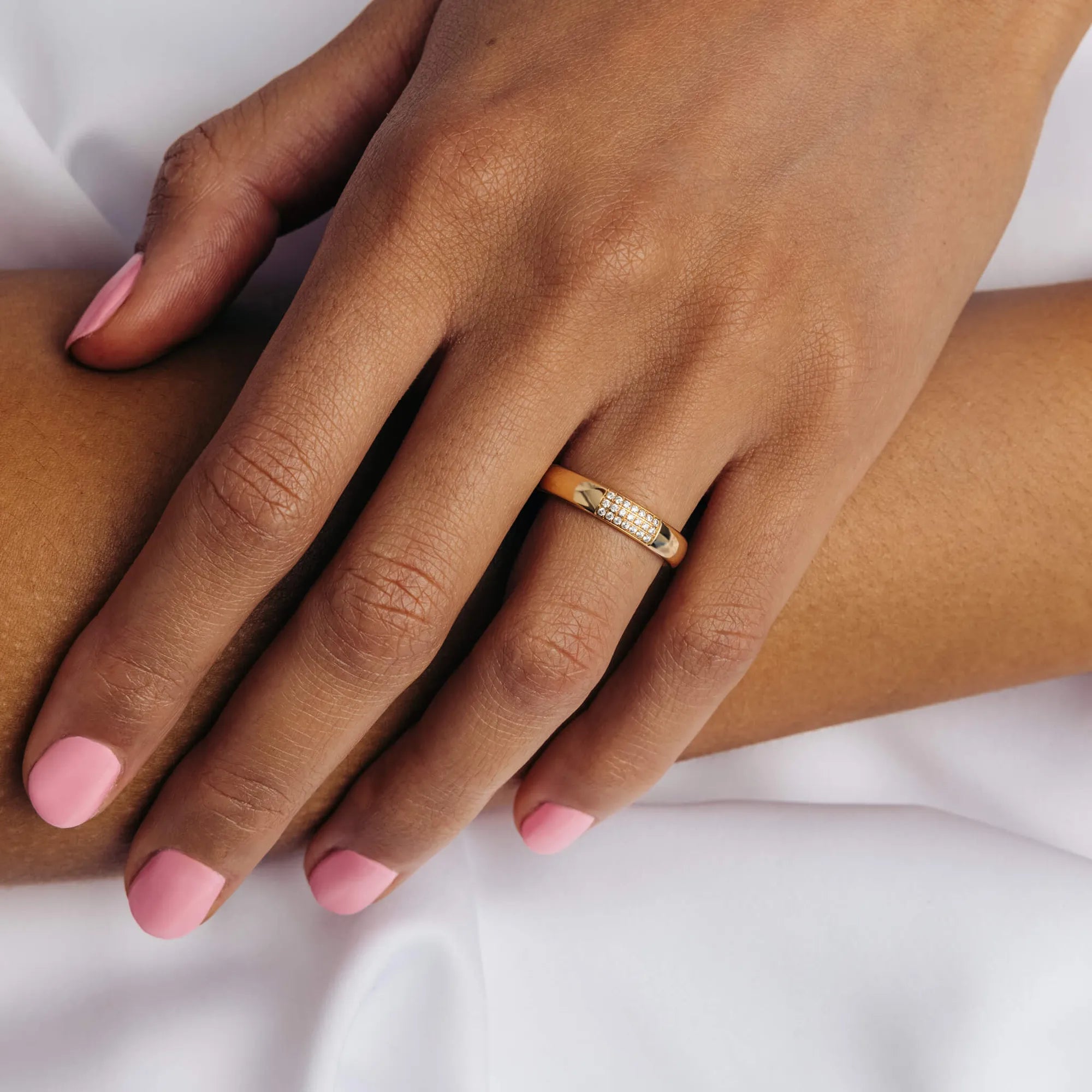 S_SR2005_GU18K__hand_3