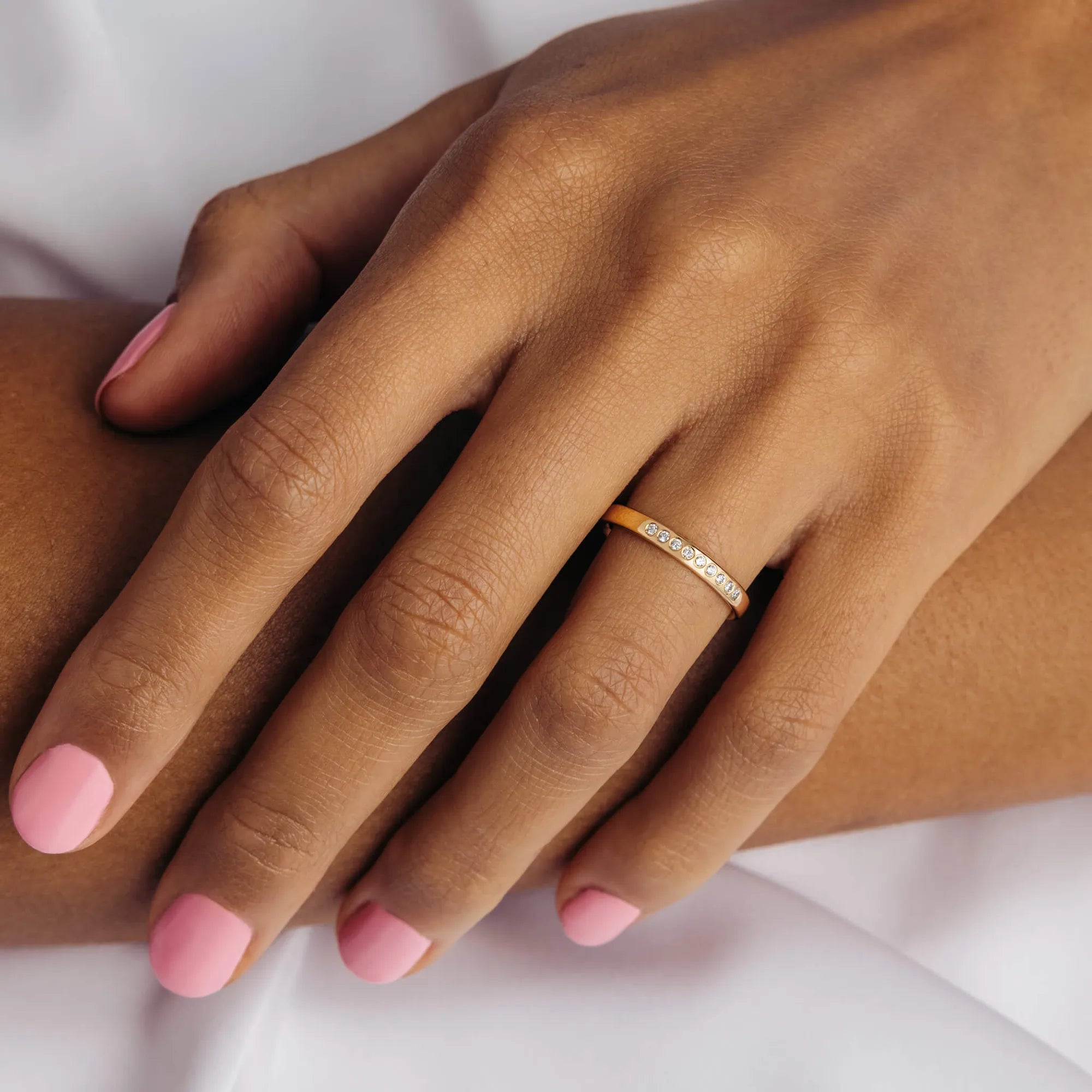 S_SR2016_RG18K__hand_3