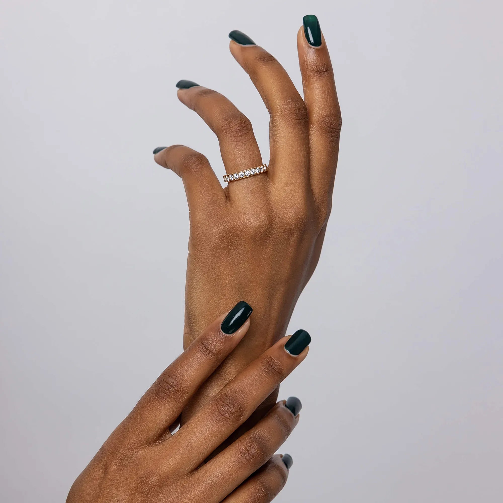 S_237_ALL_GU14k__hand_2