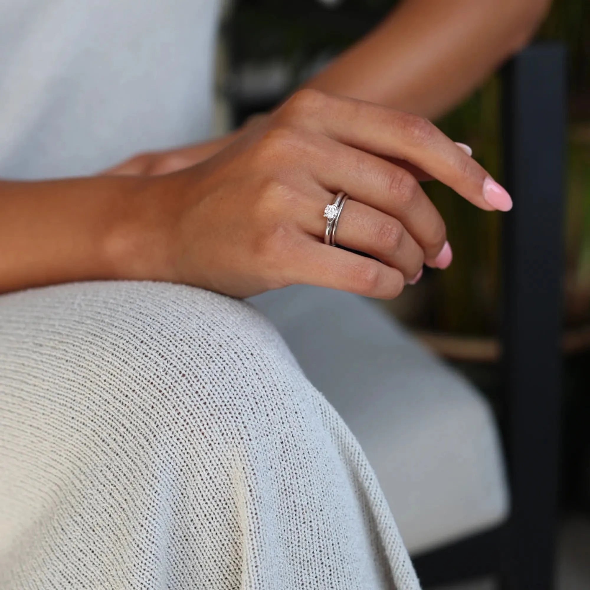 S_AURE_PLAIN_SI935__hand_7