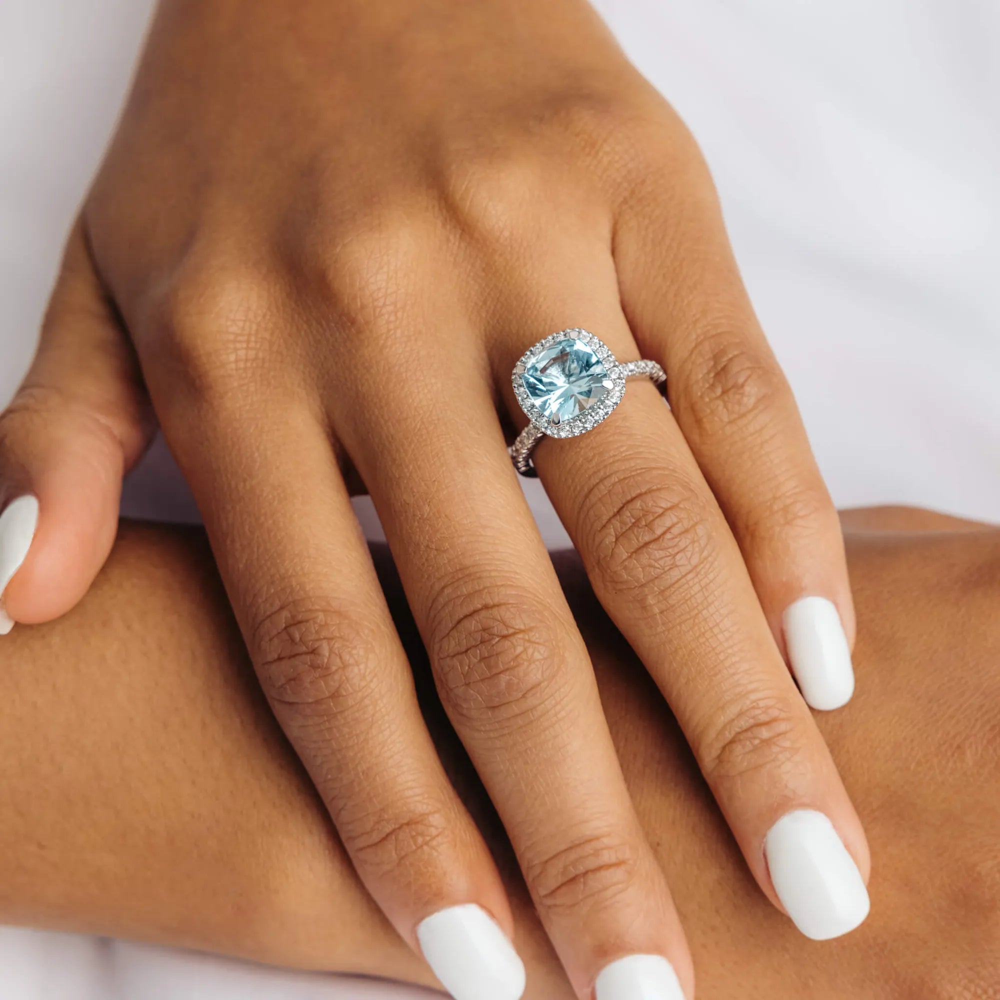 S_Fairytale12_VG18K__hand_4