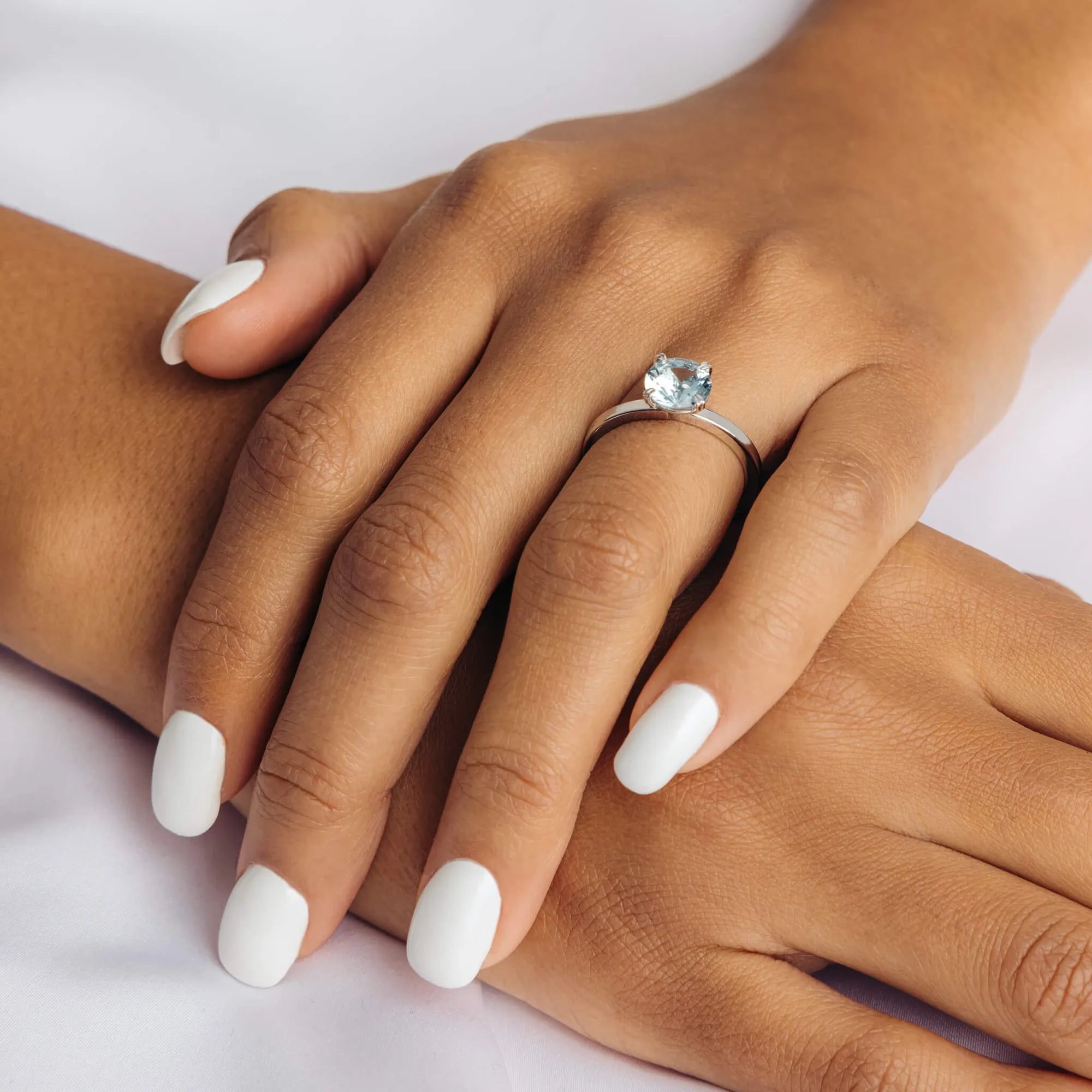 S_Fairytale3_VG18K__hand_3