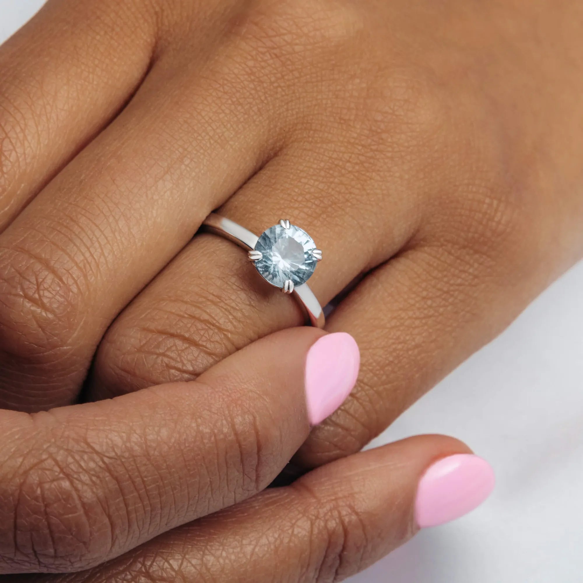 S_Fairytale3_VG18K__hand_4