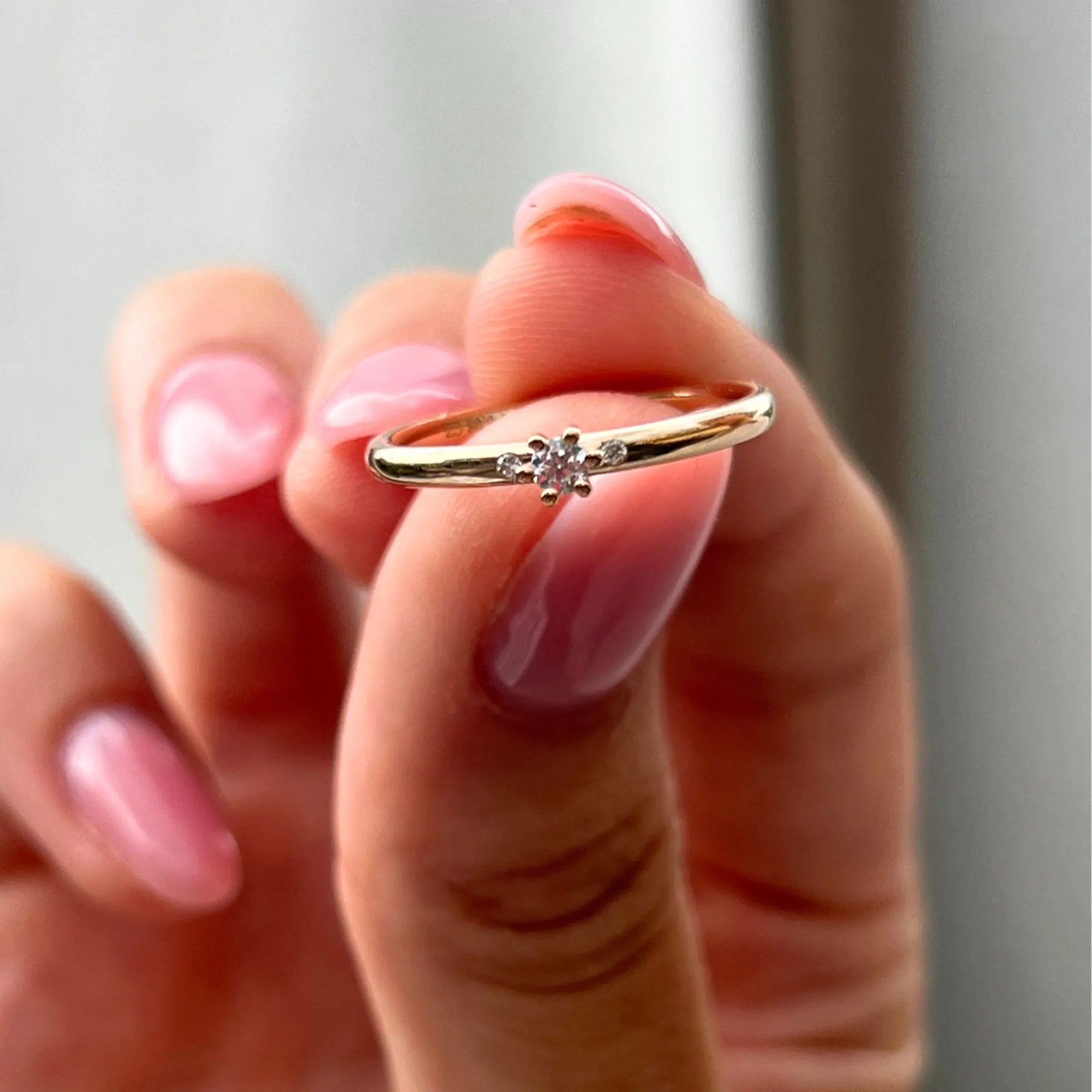 S_Glow A01_RG14K__hand_2