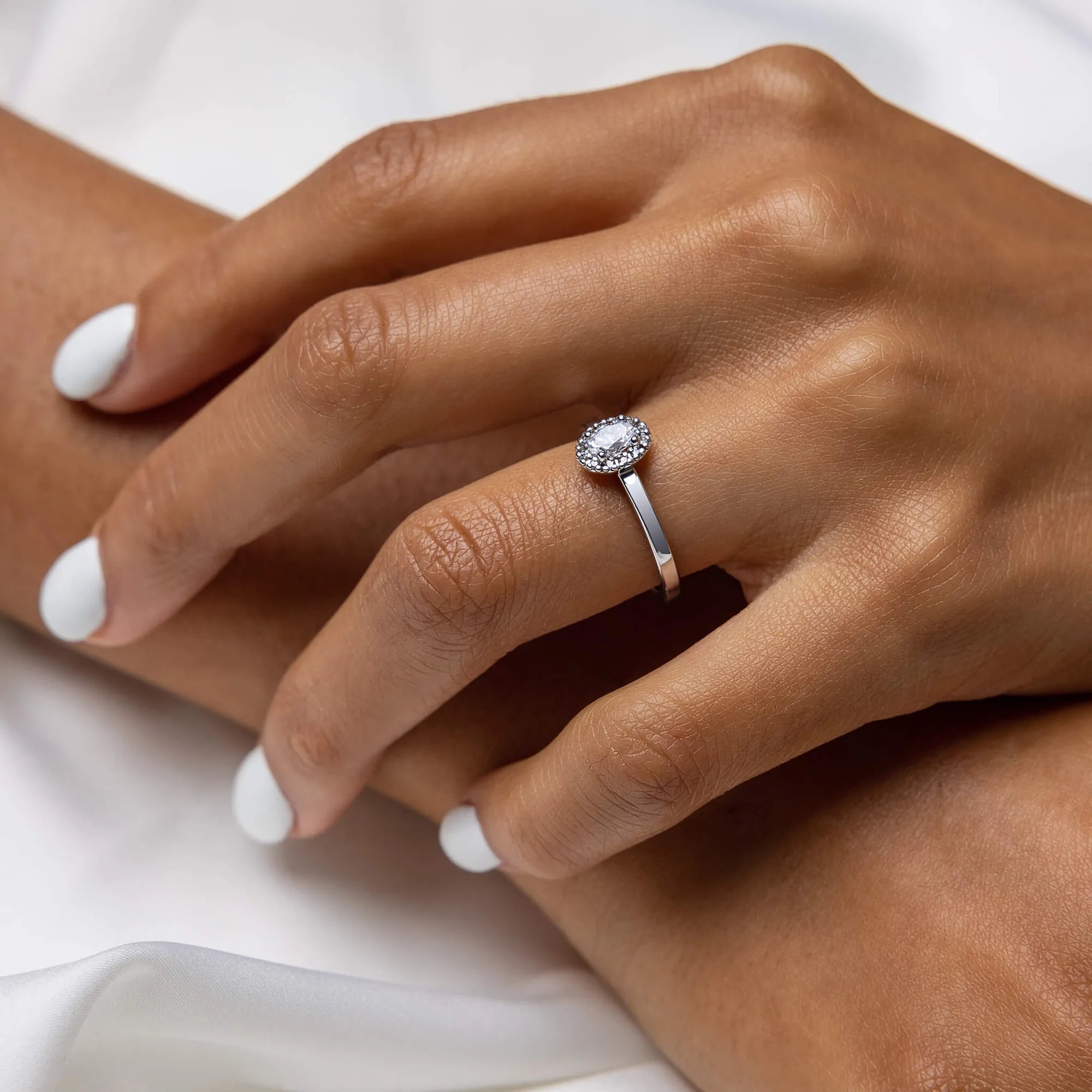 S_Love06_VG14K__hand_3