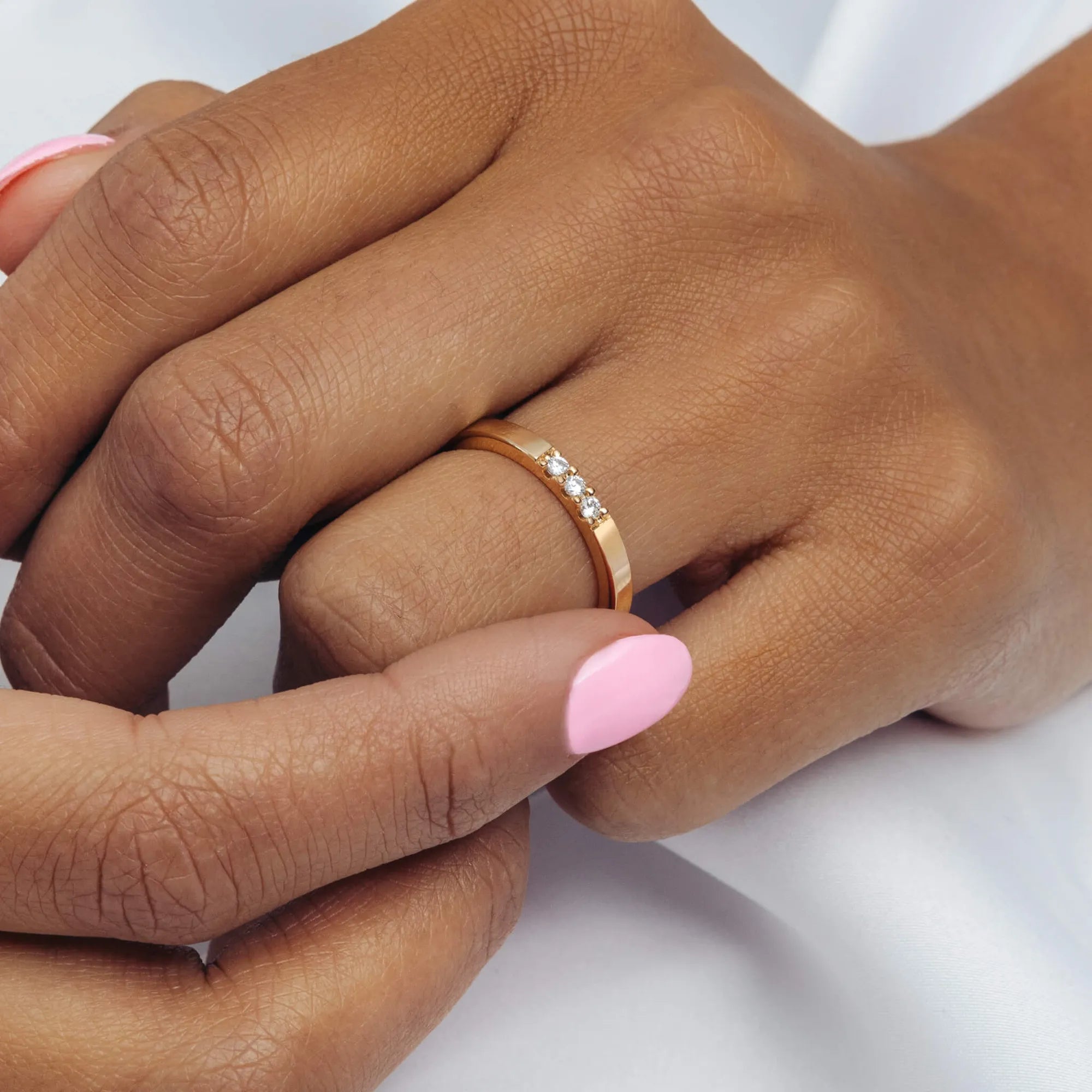 S_Lycka_RG18k__hand_2