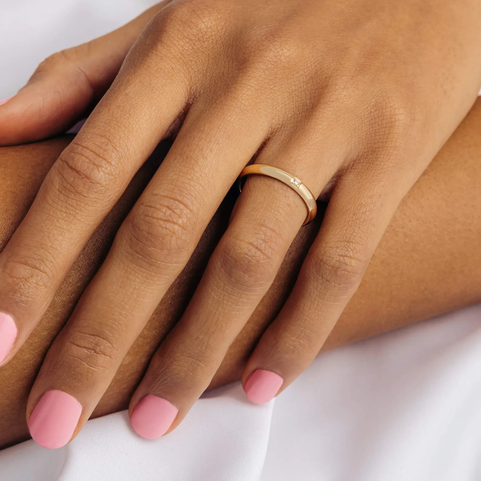 S_SR2045_GU18K__hand_3