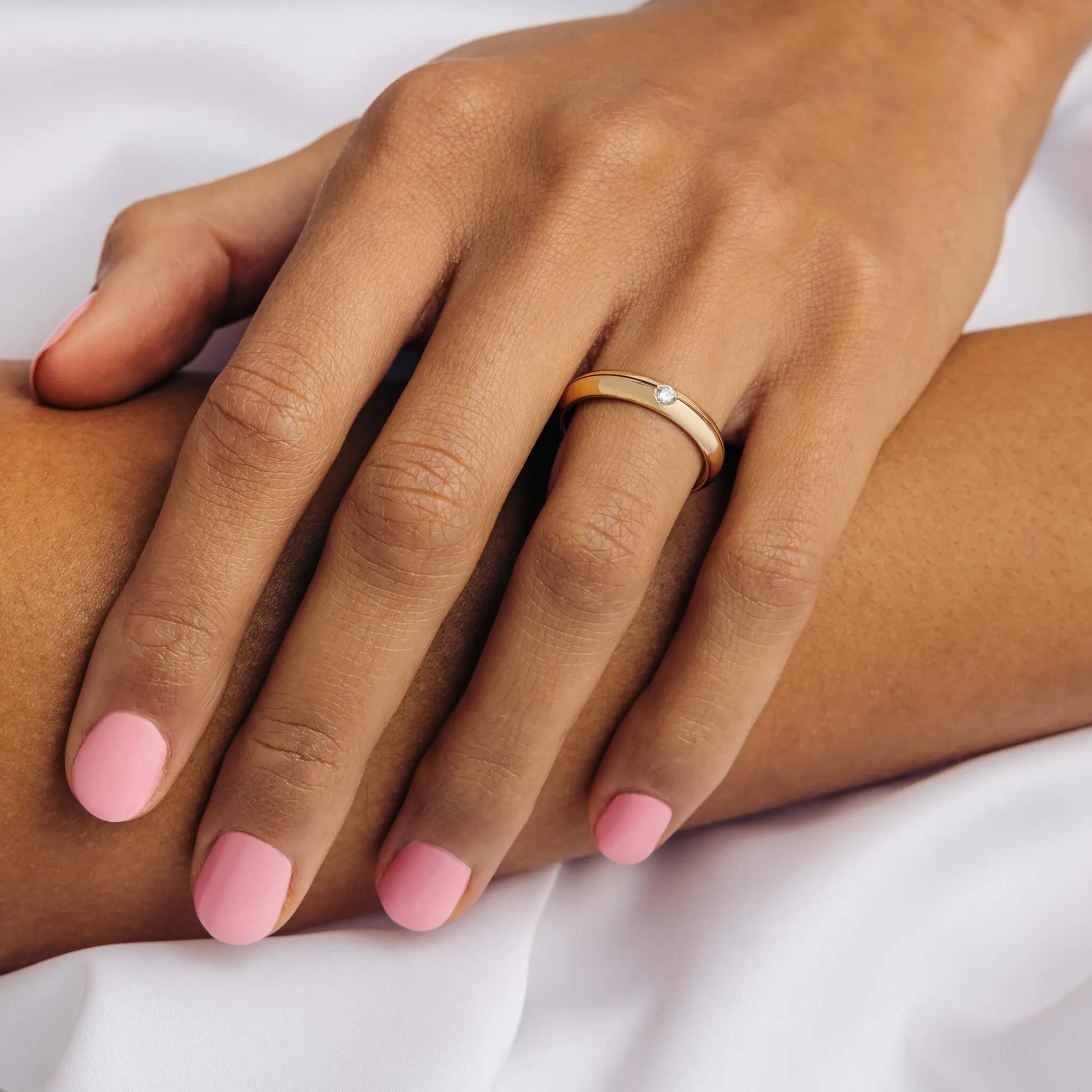 S_SR2047_RG14K__hand_3