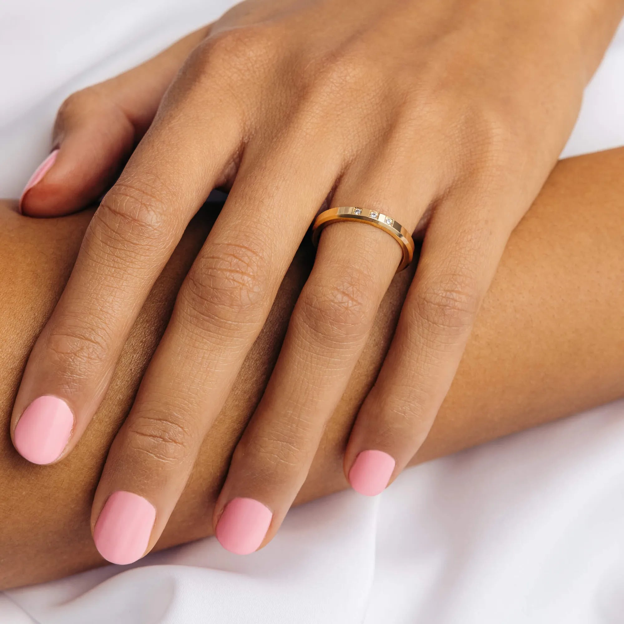 S_SR2052_RG18K__hand_3